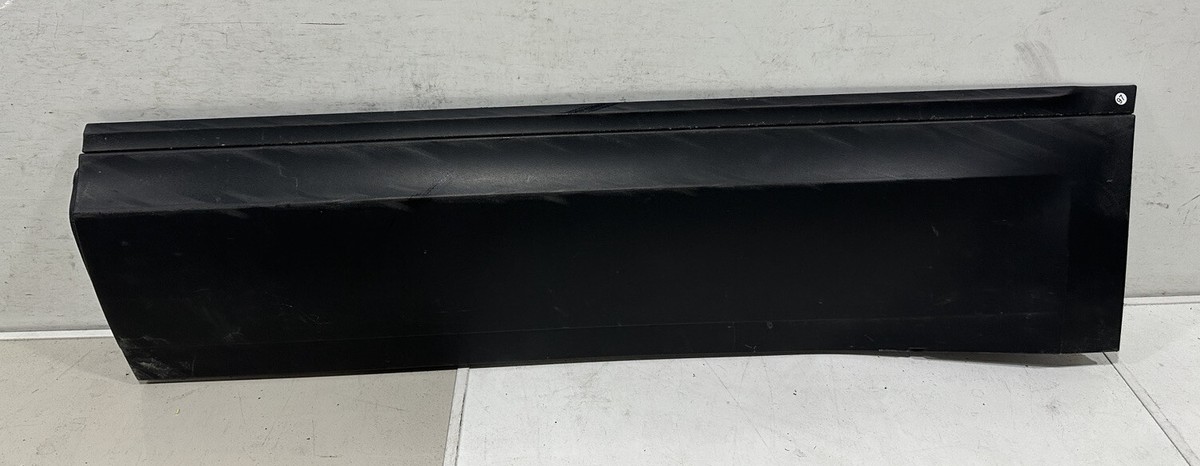 2018-2020 VW VOLKSWAGEN ATLAS - REAR LEFT LOWER DOOR Molding