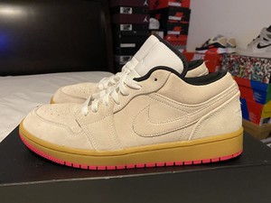 white gum hyper pink