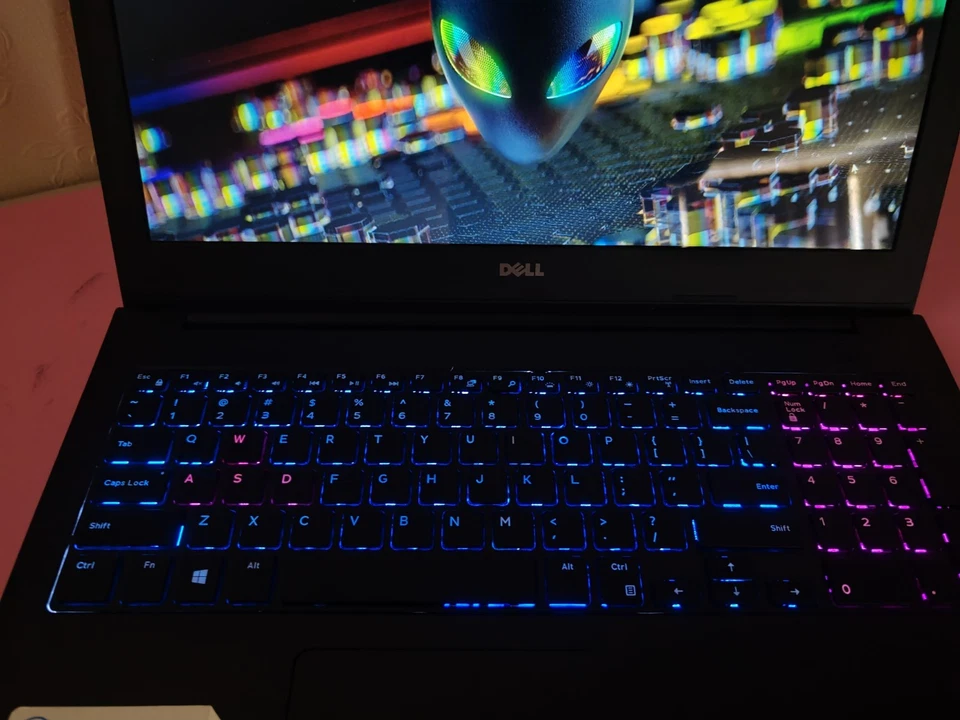 Dell Inspiron Gaming Laptop With SSD - Image 4 of 4