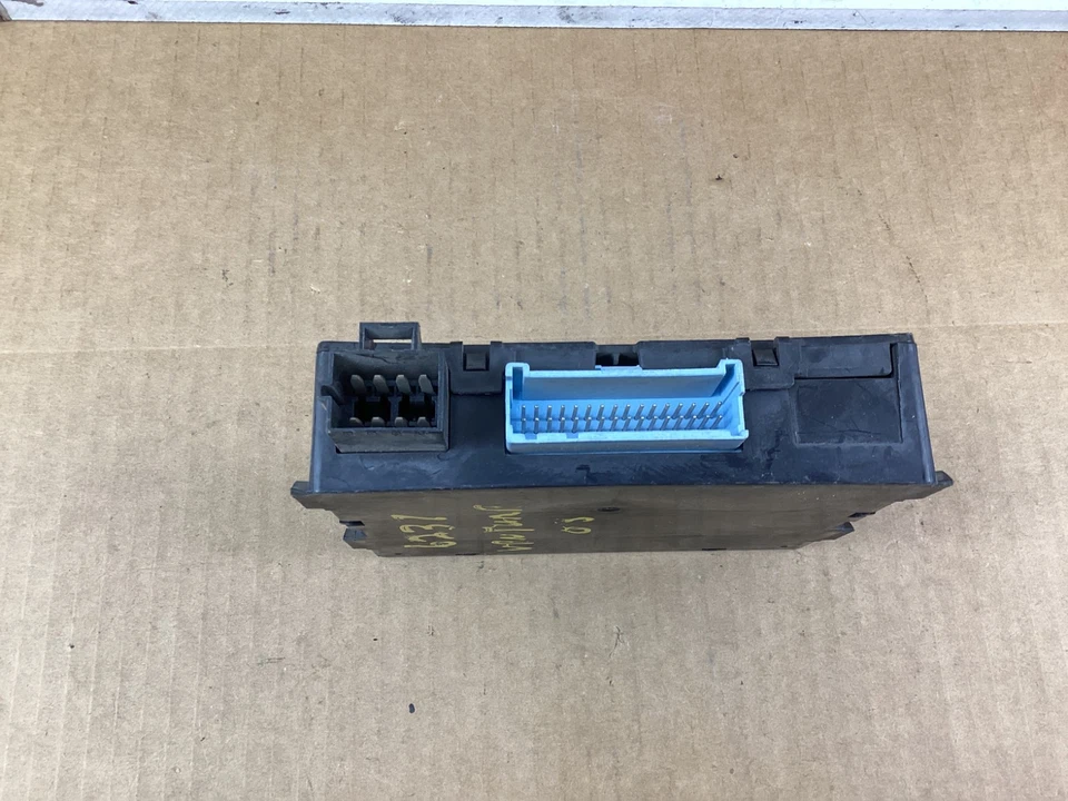 Módulo de control de carrocería Chevrolet Venture BCM 1997-2005 10427831 OEM Foto 2 de 4