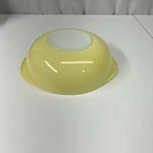 PYREX Yellow #024 Mixing Serving Bowl 2 Quart With Handles