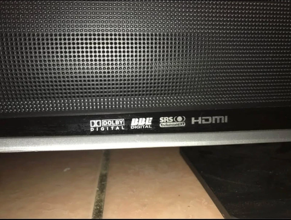 Sony Bravia KDL-32S2010 32” Retro TV RCA Input, LCD w/Remote, Stand Plug Manual - Image 3 of 4