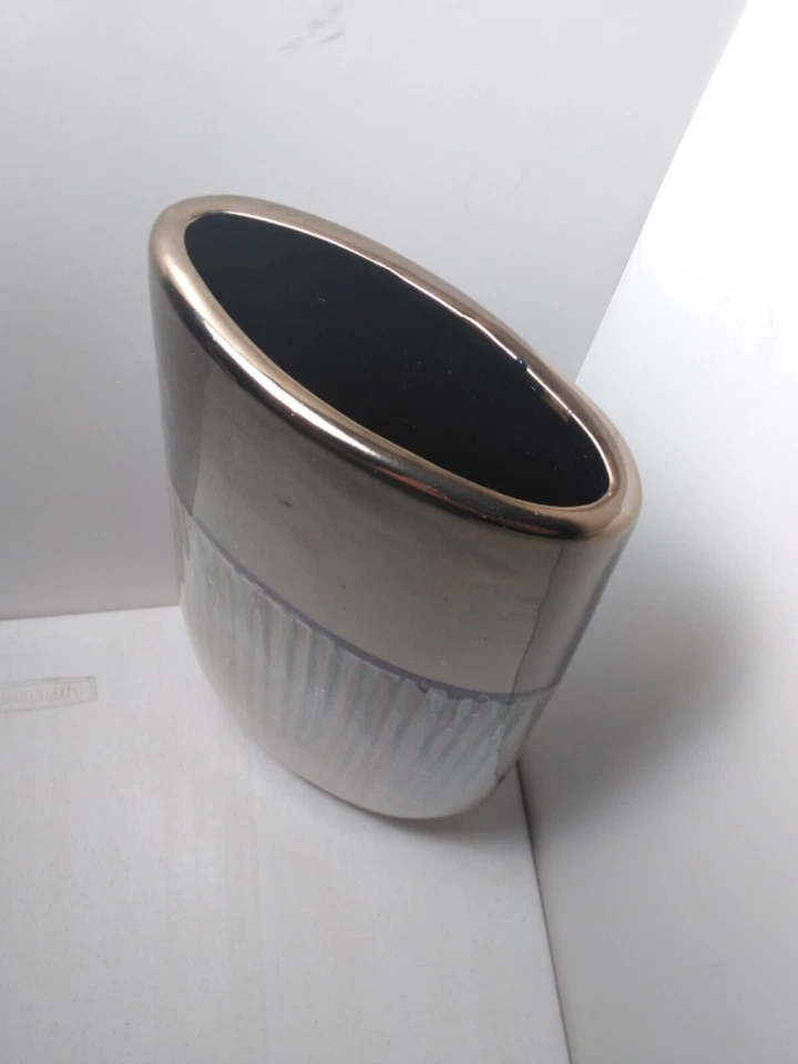 Jarrón de cerámica IMAX Home Z26339 color: bronce antiguo, crema Foto 3 de 4