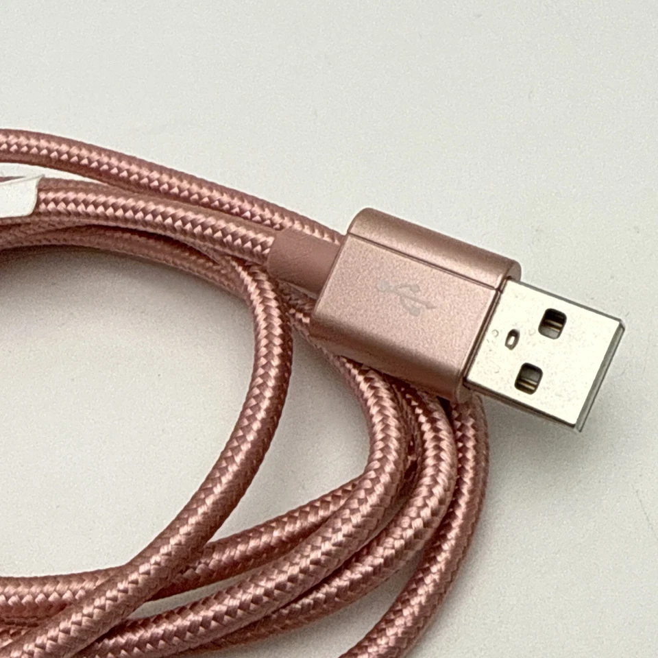 Verizon USB to Lightning 4FT Charge Data Cable for iPhone 14/13/12/11/XS/Pro/Max - Image 4 of 4
