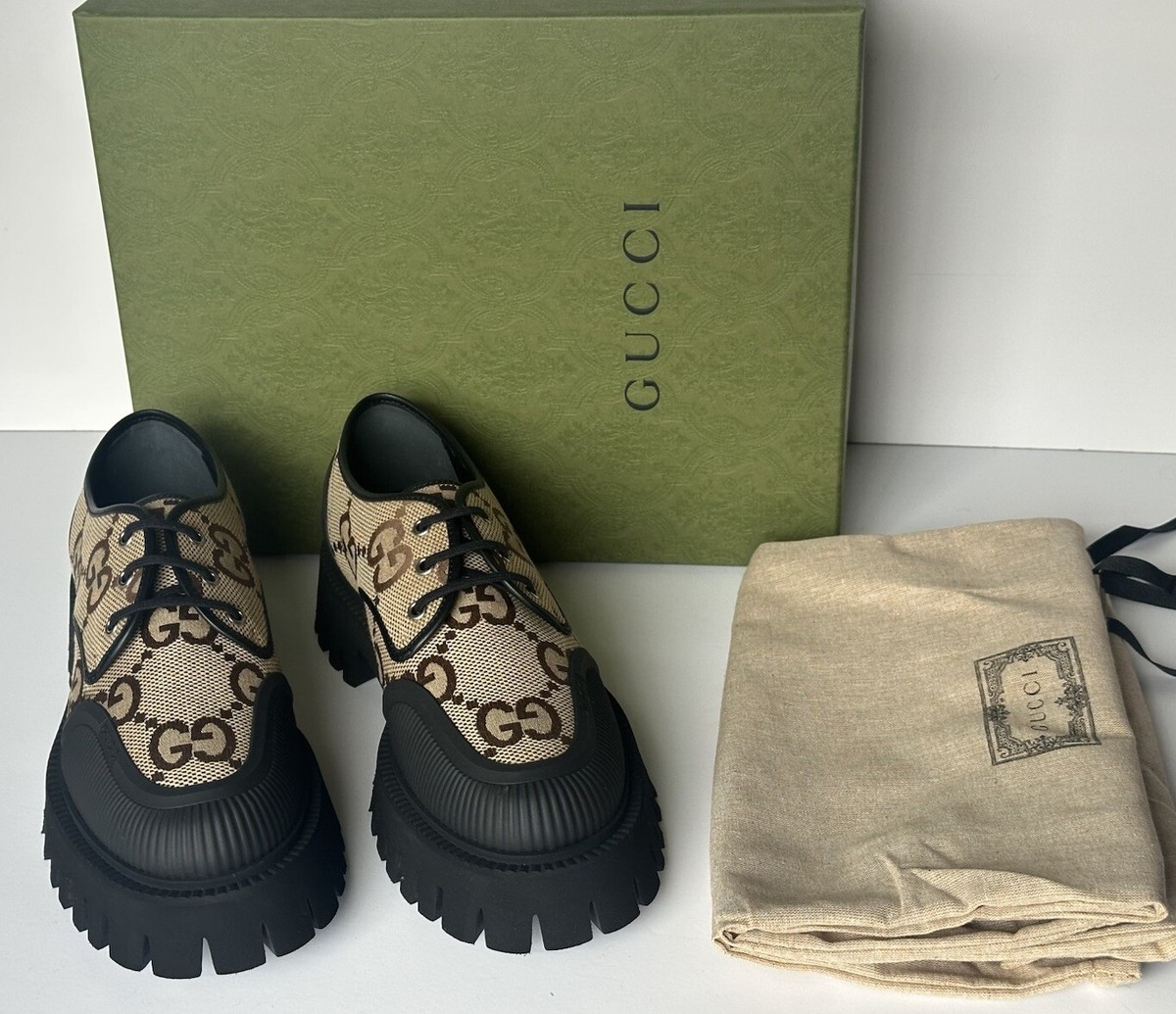 Gucci Men's GG Logo Light-weight Shoes Black/Camel 11 US Gucci Men's GG Logo Light-weight Shoes Black/Camel 11 US