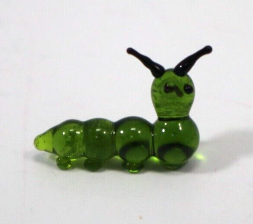 BB2 new green CATERPILLAR MINIATURE GLASS FIGURINE mini animal Ganz er75960