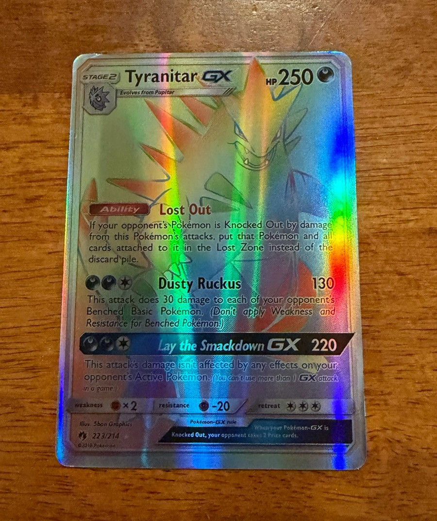 The Pokémon Company Tyranitar GX 223/214 Lost Thunder Holo Ultra Rare Eng