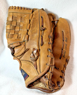 Spalding 42 223 Rocky Colavito Professional Model Baseball Glove 1966 69