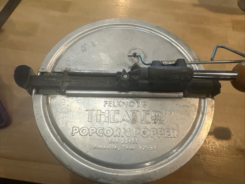 Felknor's Popcorn Popper - Highly rated Buy It For Life recommendation