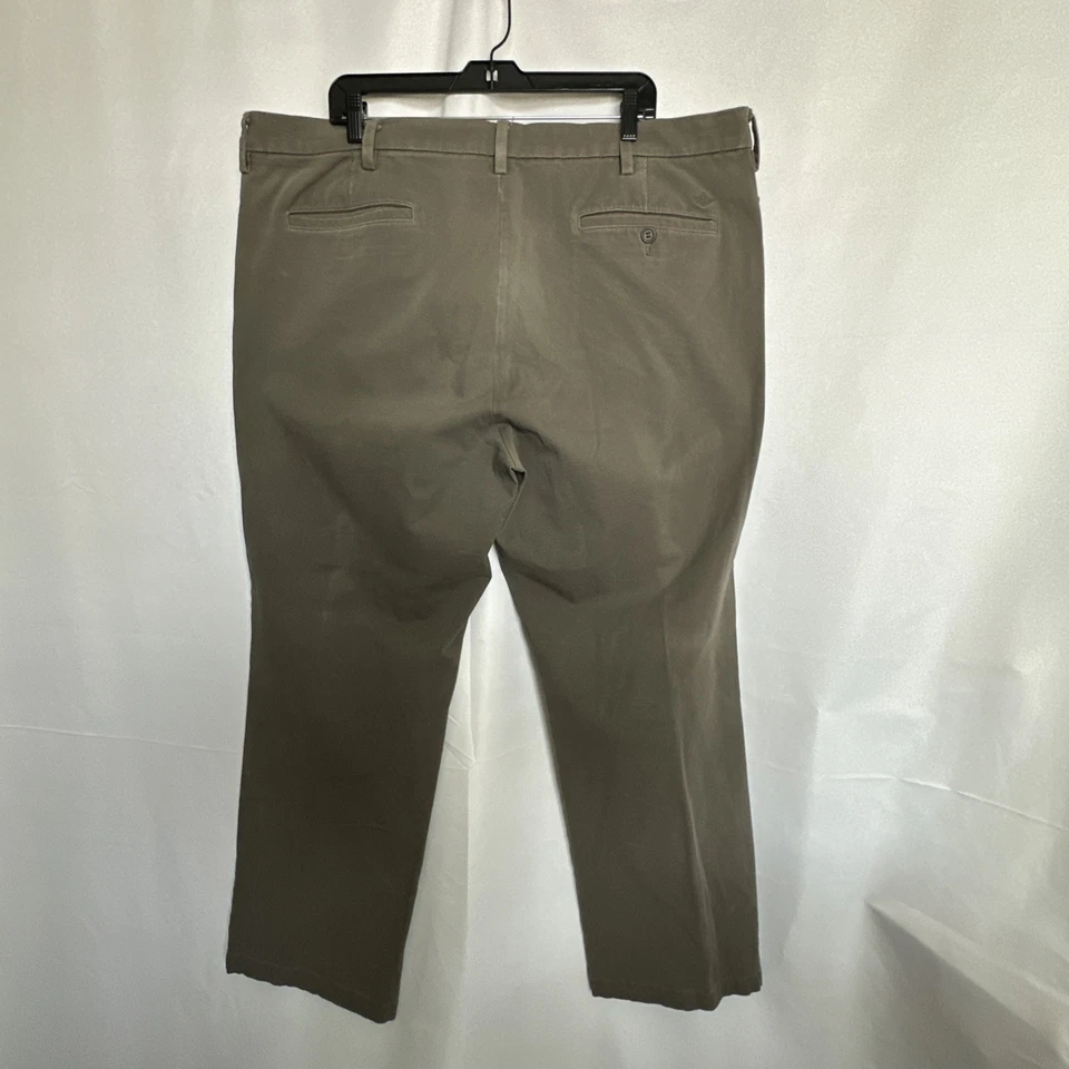 Dockers Mens Pants Classic Fit Workwear Olive 42X32 #227 - Image 3 of 4