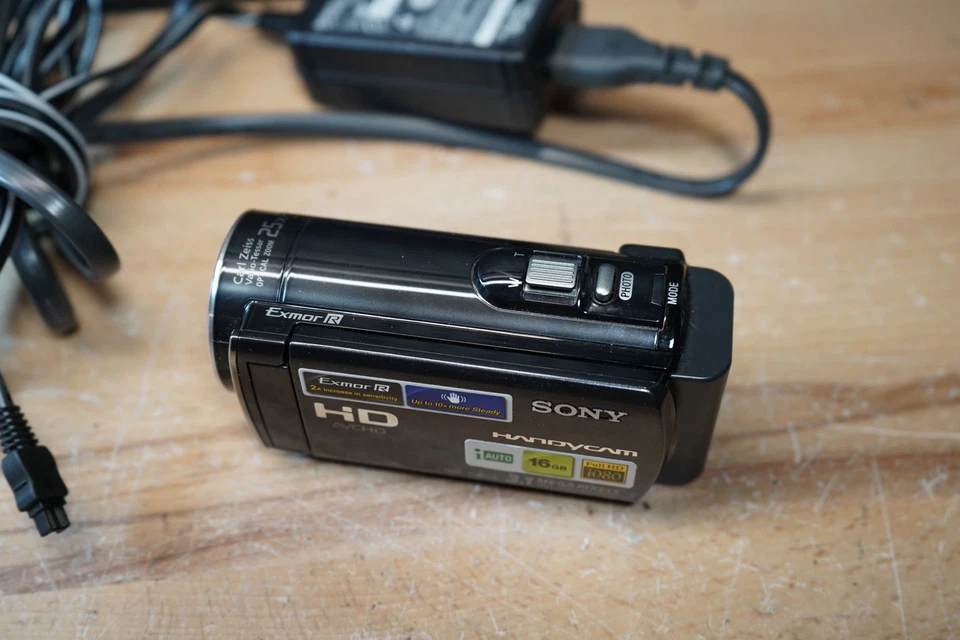 (Z) Sony HDR-CX 150 Handycam Camcorder with Power Supply Tested - Image 4 of 4