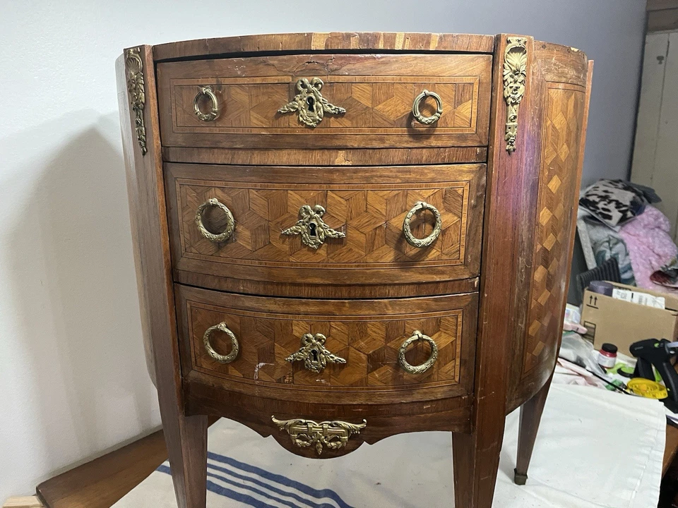 French Inlay SideTable 3 Draw NO  Marble Top Vintage Hardware Craftsmanship - Image 2 of 4