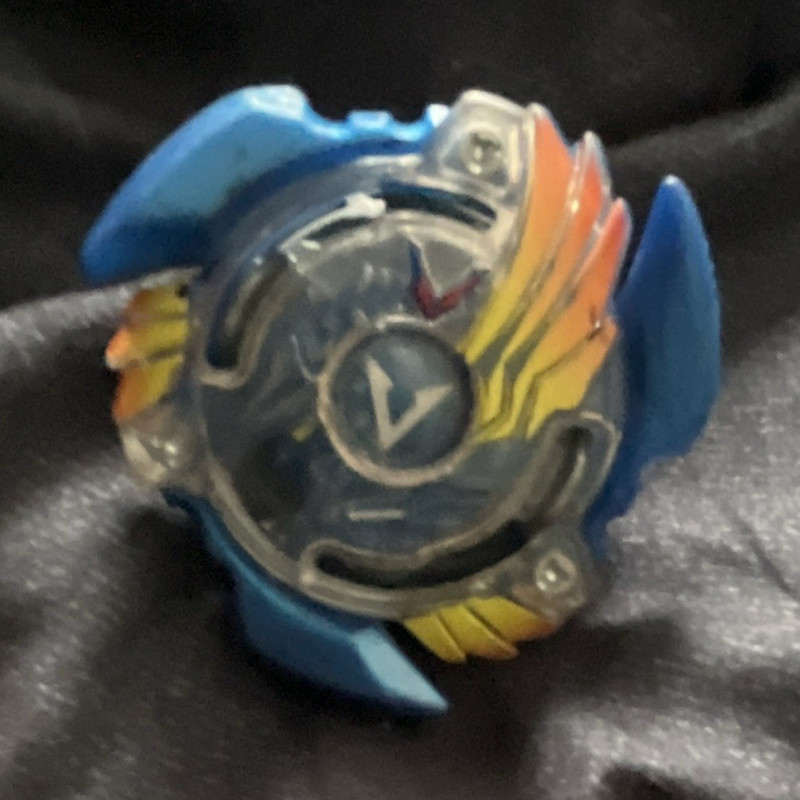 BEYBLADE burst  wonder Valtryek season 1