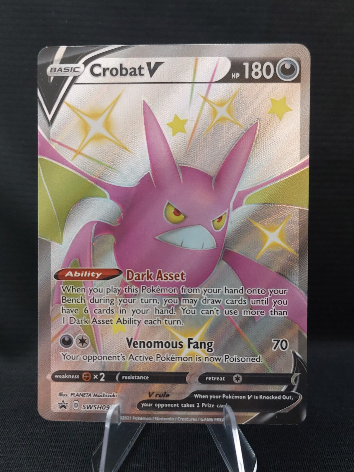Crobat V SWSH098 - Shining Fates Full Art Holo Black Star Promo Pokemon TCG NM