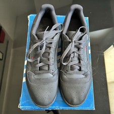 Adidas Yeezy Powerphase Calabasas sneaker in black comes with original box