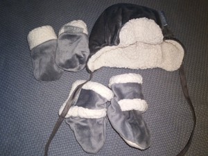 jj cole hat mittens booties