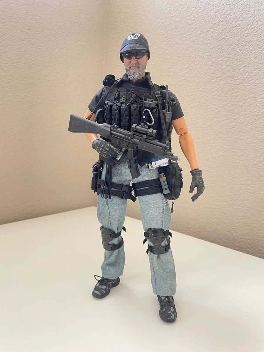 Hot toys hotsell military action figures