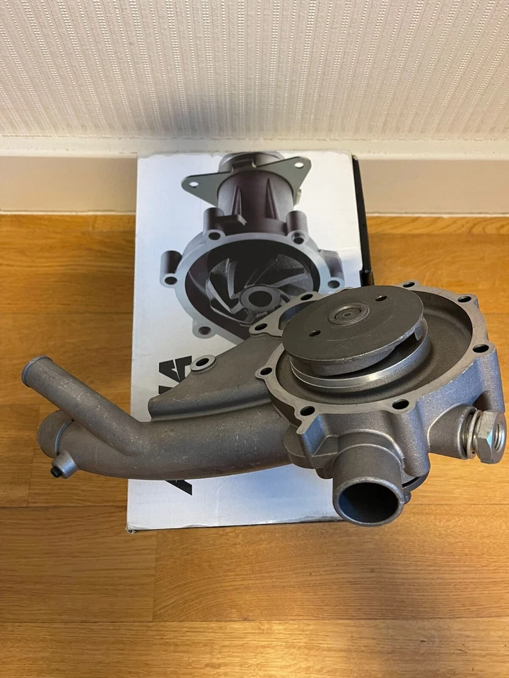 Open Parts Water Pump Fits Mercedes-Benz 190 (W201)  M102  2.0/2.0E - Image 3 of 4
