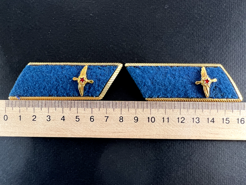 Schultergurte, Knopflöcher, Chevrons Pilotenabzeichen Armee UdSSR Russland Luftwaffe - Bild 22 von 22