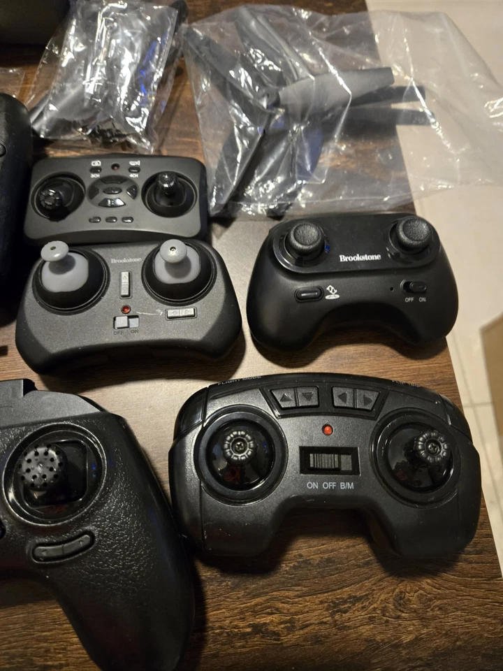 DRONE & Helicopter Assorted REMOTE PARTS LOT  - Image 4 of 4