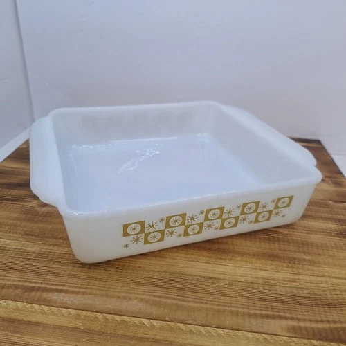 Vtg Fire King Gold Atomic Star Starburst Atomic Burst  Milk Glass Casserole Dish