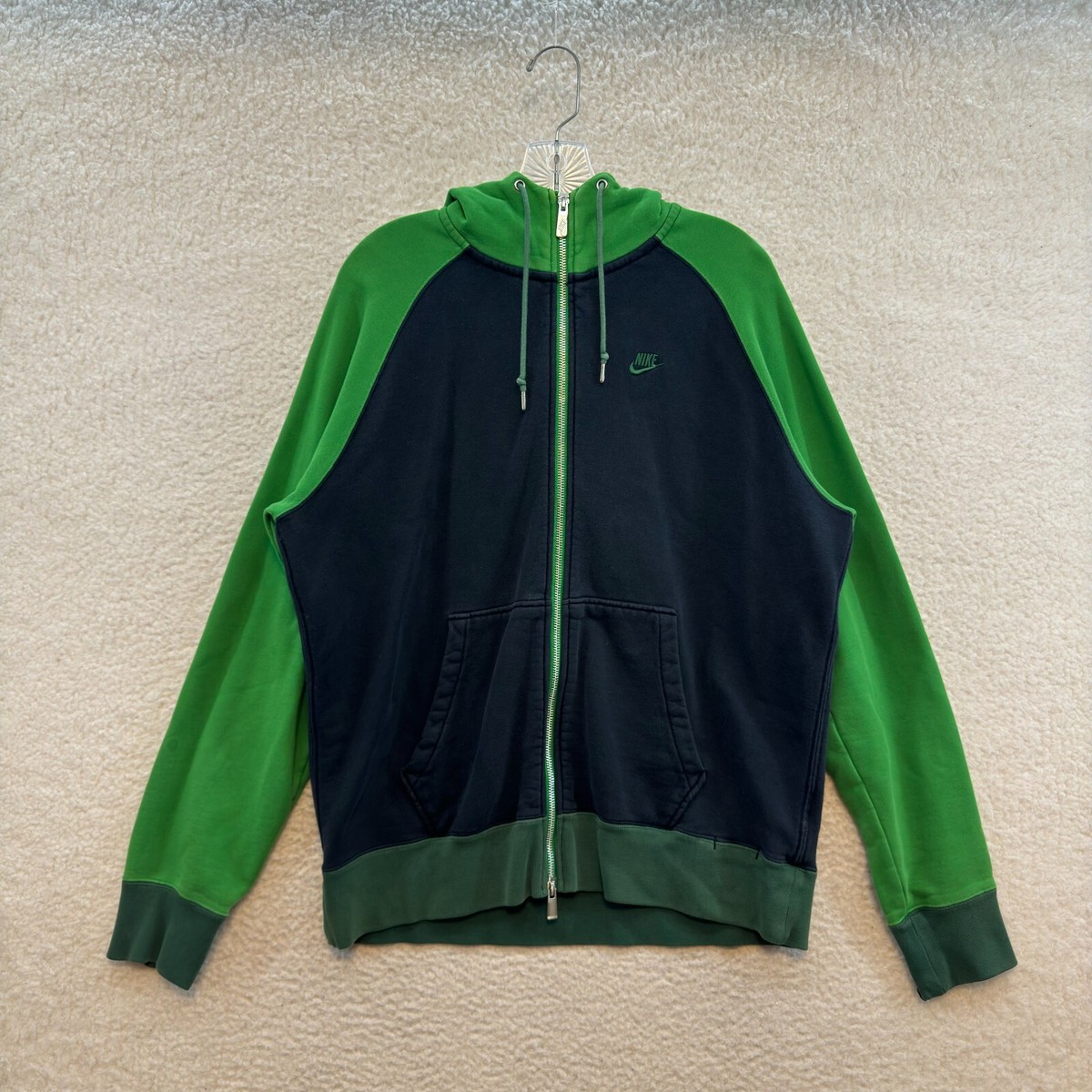 dark green nike hoodie vintage