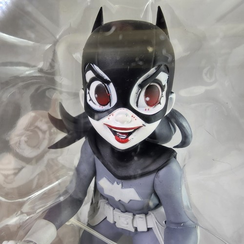 DC Artists Alley BATGIRL Scooter Black & White Chrissie Zullo Figure CHASE NEW - Picture 9 of 16