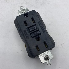 LEVITON CLASS A DUPLEX RECEPTACLE 20Amp 125V 60Hz  