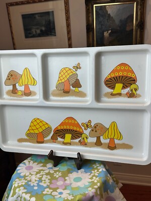 Super Groovy Vintage MCM Mushroom/Snail/Butterfly Plastic Serving Tray