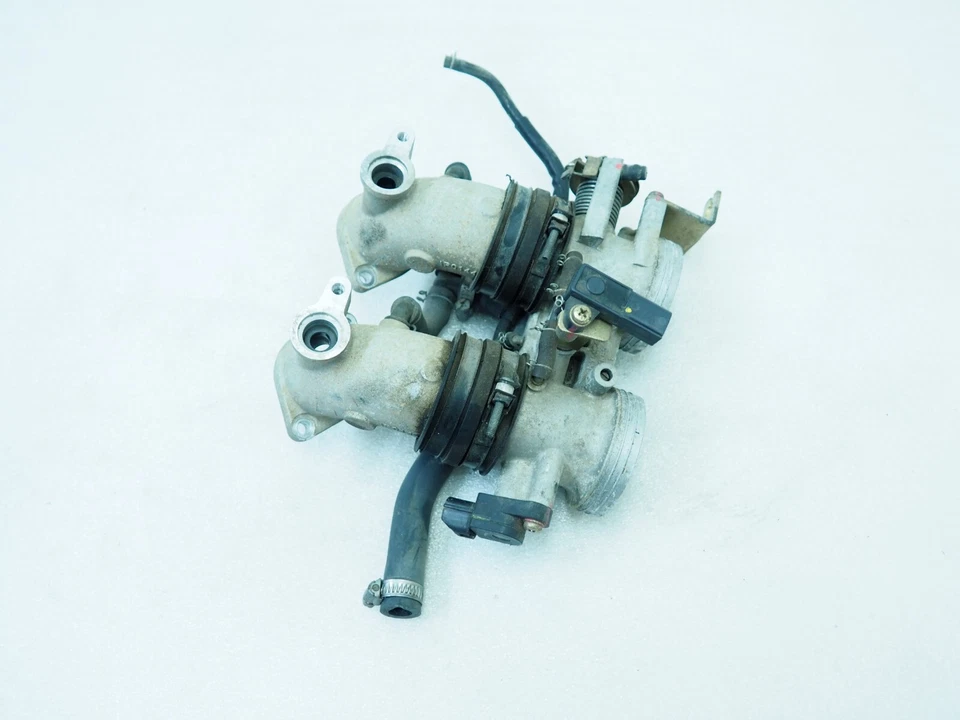 CORPO FARFALLATO MOTORE KYMCO MYROAD 700 I - 2012 / 2016 Foto 4 de 4