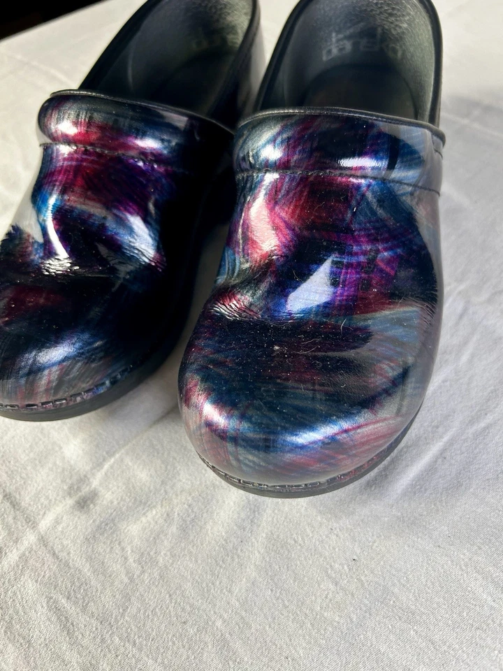 Zuecos para mujer Dansko Pro XP 2.0 color pop charol talla EU 38 US 7.5-8 Foto 3 de 4