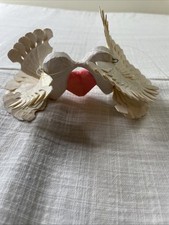 Fanbird Carving Love Birds