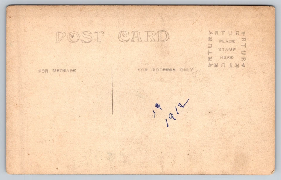 Tropas estadounidenses marchando por una Alameda, EE. UU. Intervención en México RPPC, 1914 Foto 2 de 2