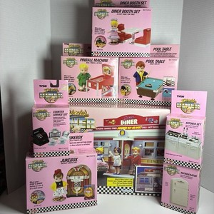 Juego Tyco Dixie's Diner Drive In 1988 de colección + 7 paquetes de accesorios nuevo en caja original