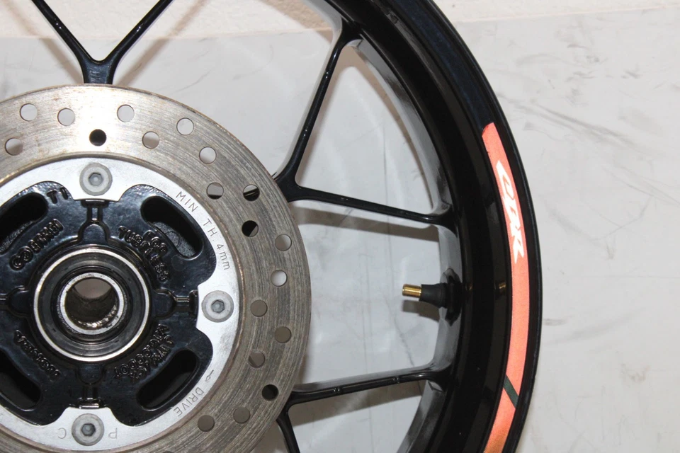 Honda CBR1000RR 2013 OEM llanta trasera Foto 4 de 4