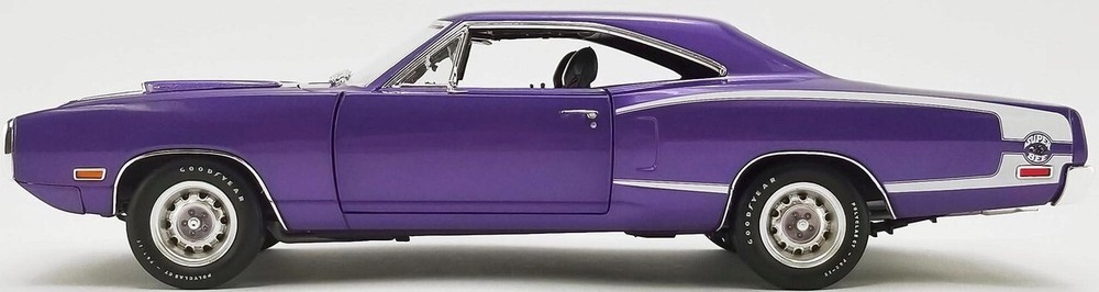 Dodge Plymouth Chrysler Classic Race Car Super Bee Custom Built Model 1969 1970