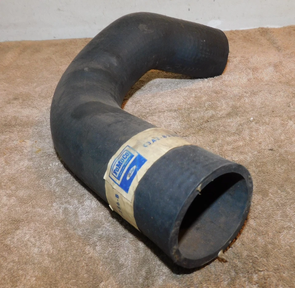 Ford 300 Custom Galaxie 500 XL 1963 nos 260 289 manguera de radiador inferior con resorte Foto 2 de 4