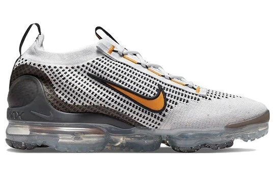 White and shop orange vapormax