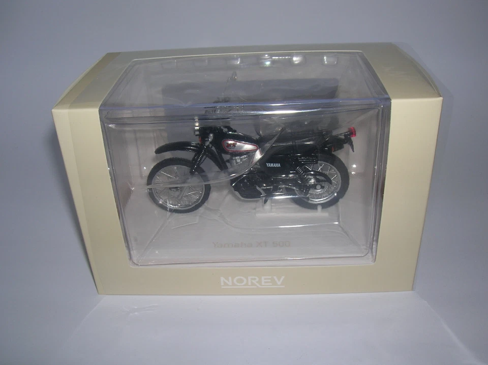 Norev Yamaha XT 500 / XT500 schwarz/silber Modell 1988, 1:18 Artikel 182045 - Bild 3 von 4