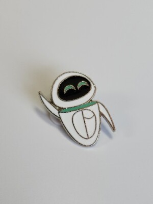 Wall-E Happy Eve Disney Trading Pin