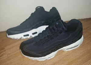 womens trainers nike white