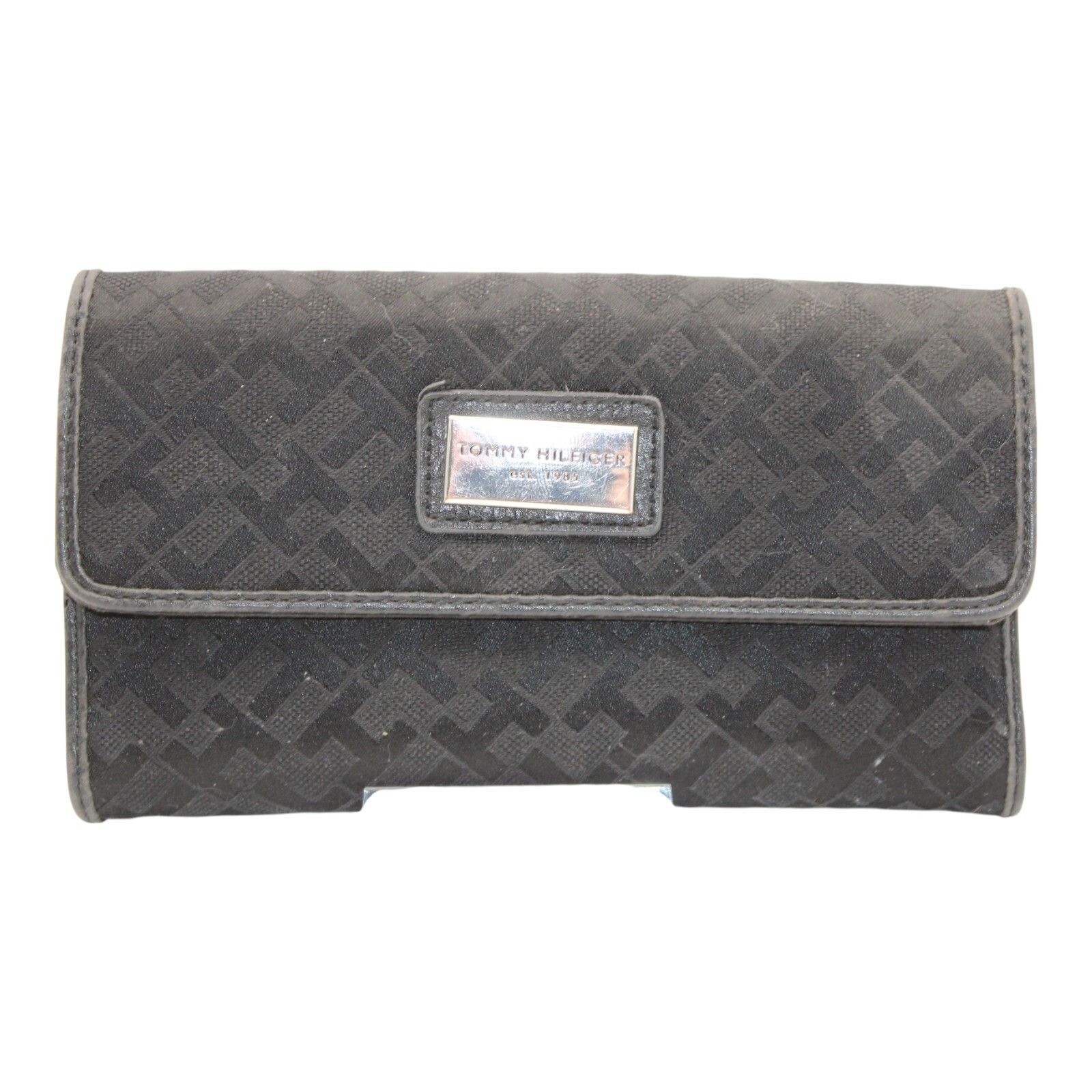 Tommy Hilfiger Black Tri-Fold Wallet with Zipper Pocket and Multiple Card Slots - Sleek and Functional Design