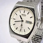 Seiko Type II 7123-5030 Day Date Quartz Vintage Wristwatch for Men Collectible