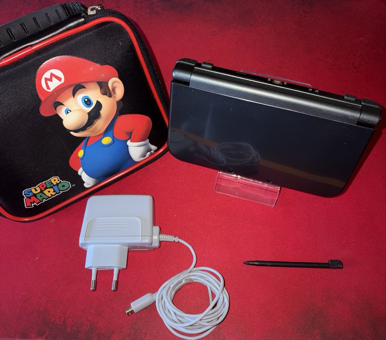 Console New Nintendo 3DS XL Nero Schermo Top IPS con Caricatore E Accessori