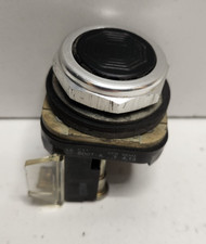 GUARANTEED ALLEN-BRADLEY BLACK FLUSH MOMENTARY PUSH BUTTON 800T-A2D2