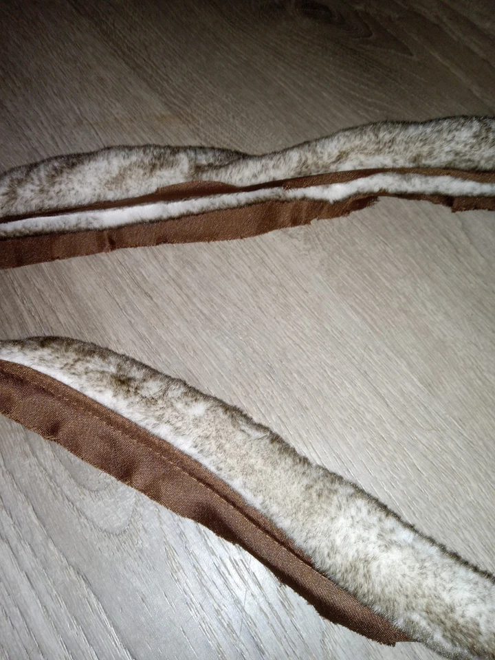 Adornos artesanales de costura de piel sintética de 6 yardas, marrón y blanco Foto 3 de 3