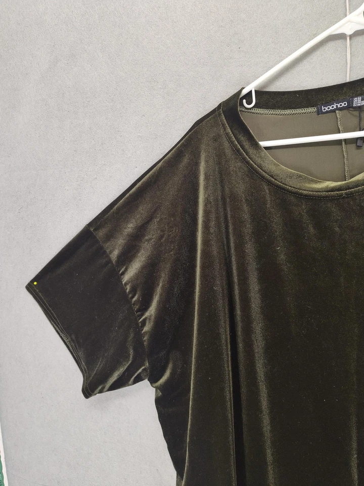 Camisa Boohoo Mujer 20 Verde Oliva Terciopelo Manga Corta Cuello Redondo Elastizada Top Foto 2 de 4