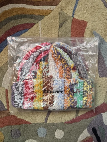 NEUF SCELLÉ Bonnet Supreme noué main FW23 multicolore authentique