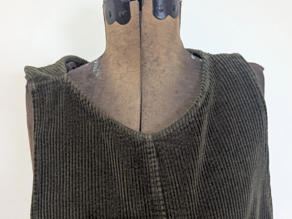 Women Y2K 90's Corduroy Jumper Dress Size L Olive Pockets Cottagecore Minimal - Image 3 of 4