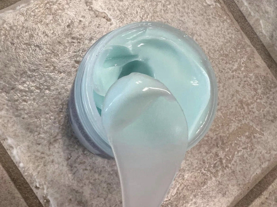 Nutricentials Pillow Glow By NuSkin Sleeping Mask 150% Hydration - Image 3 of 4